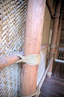 knots and struts